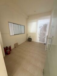 Canary Park (D16), Shop House #546429691